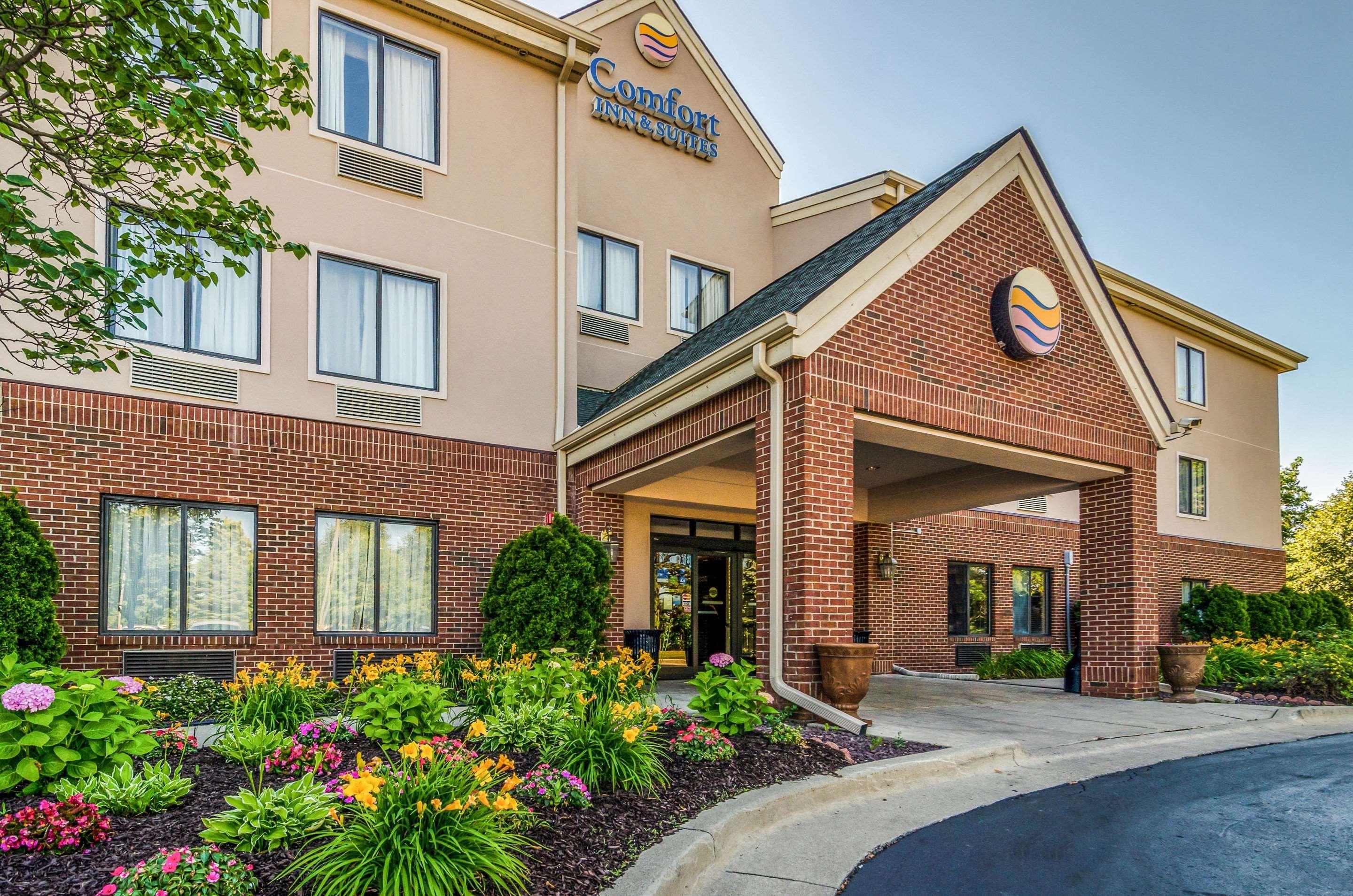 אן ארבור Comfort Inn & Suites University South מראה חיצוני תמונה